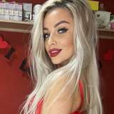 hotblondesarah