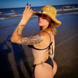 hottie_lila