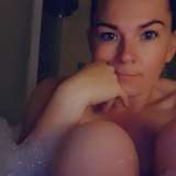 ittie_bittie_titties