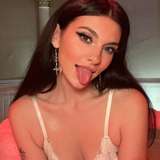 leahjamesxo