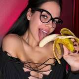 mistress_tina