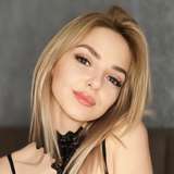 ana_steele