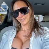 alessia_modelfree