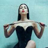 dominatrixiris