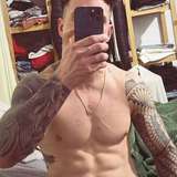 thegoldenboy32