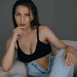 holly_wife